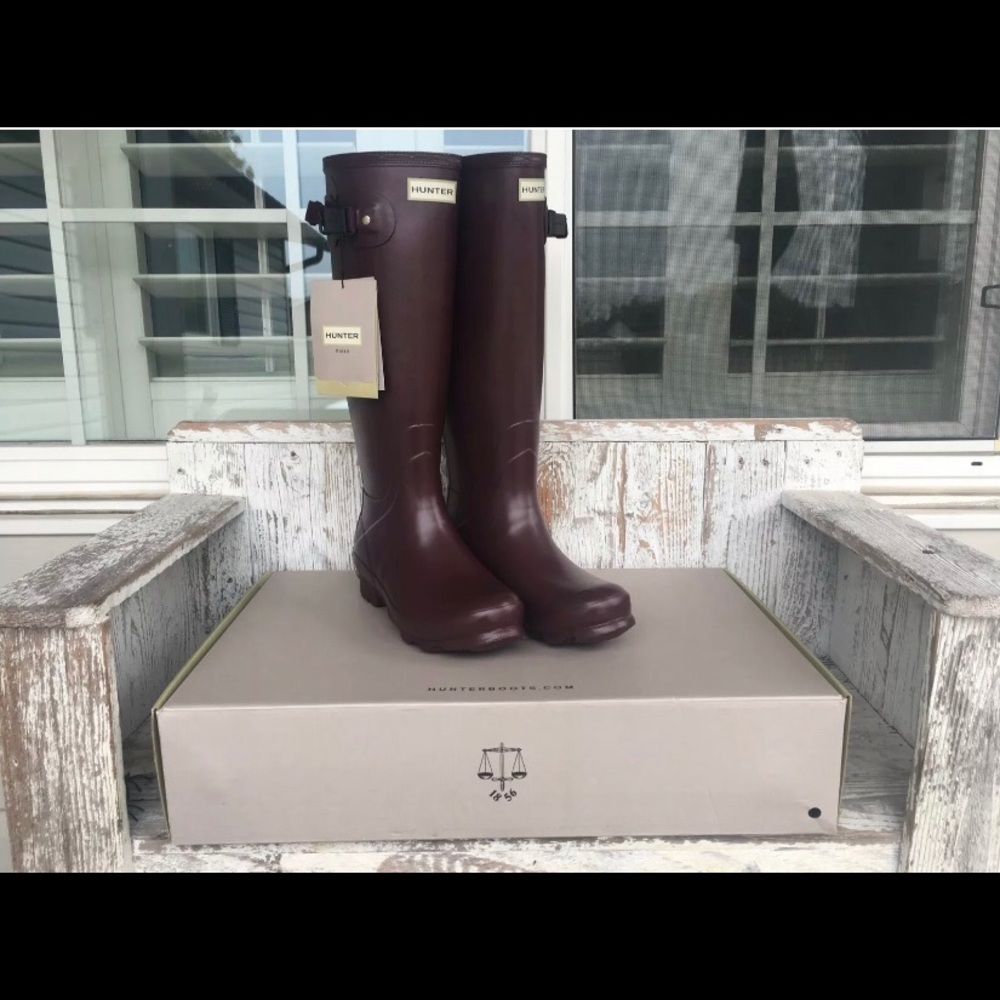 NEW Hunter Tall Burgundy Boot Original Norris SZ9